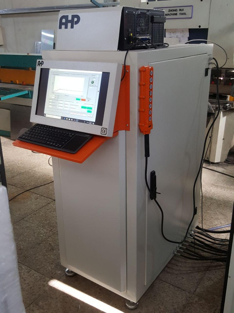 تصویر  دستگاه تست هیدرواستاتیک 2 و 4 و 8 کاناله