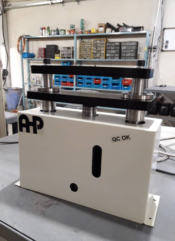 تصویر  پانچ هیدرولیک دستی