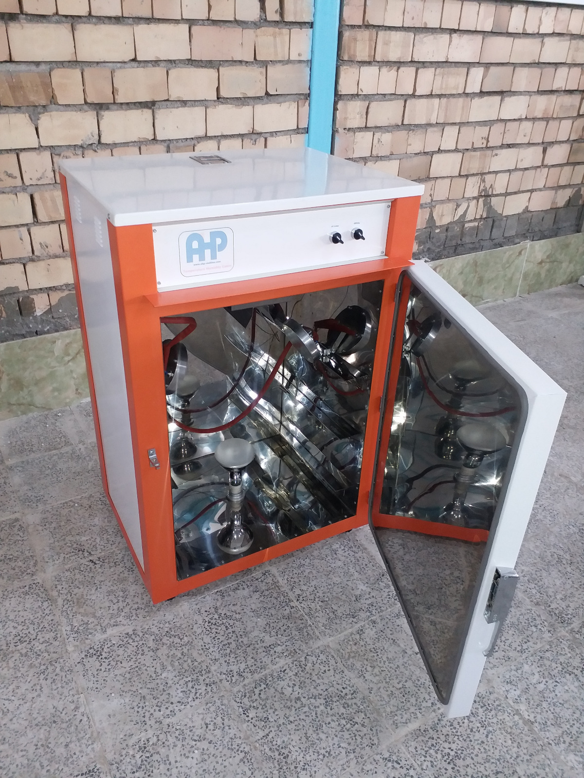 تصویر  دستگاه آزمون مه گرفتگی شیشه دوجداره