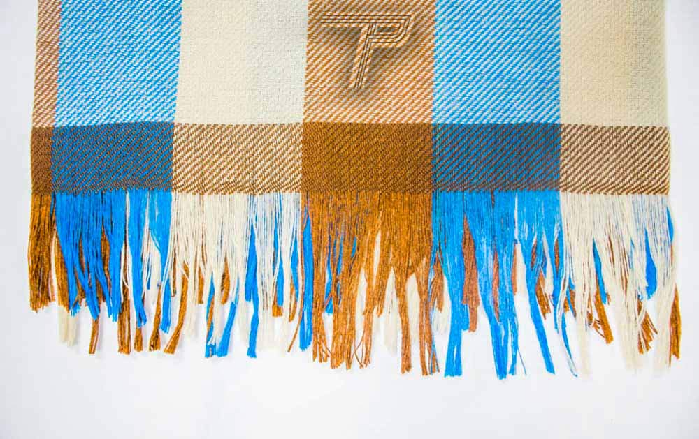 تصویر  پتو مسافرتی