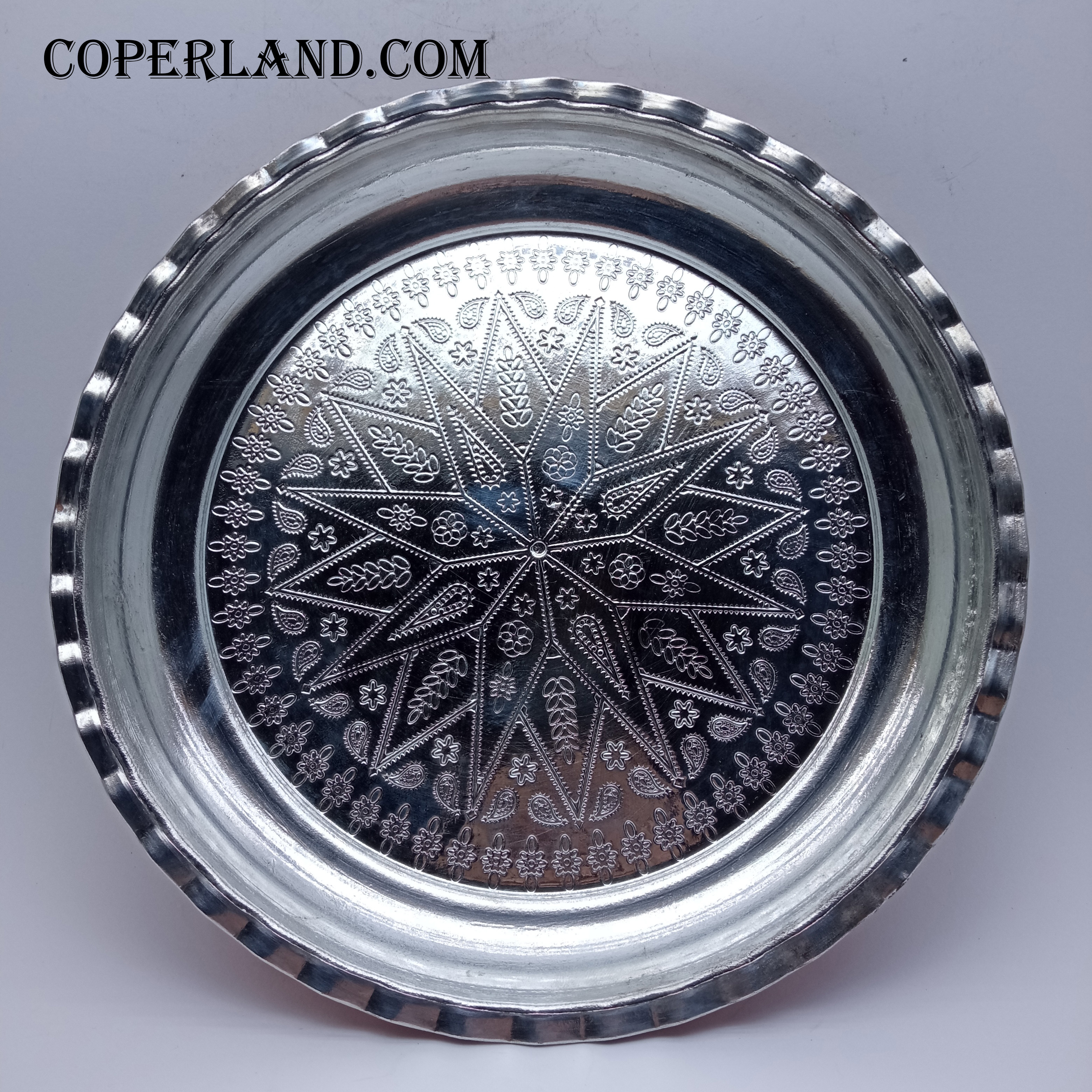 تصویر  سینی گرد لبه بلند تکرو سفید