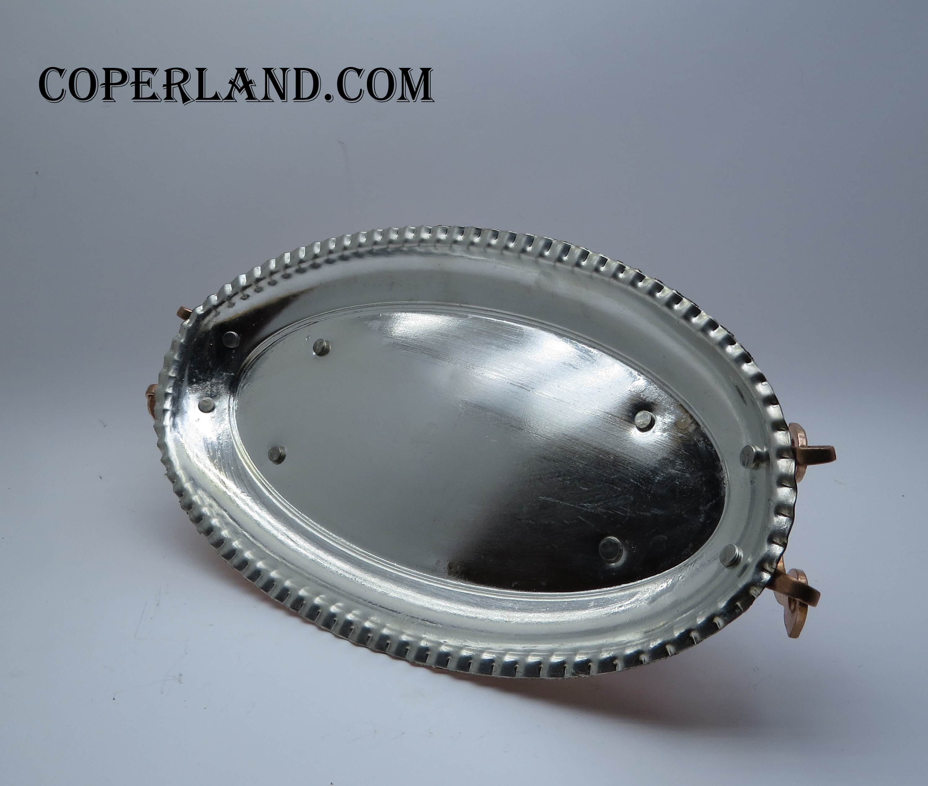 تصویر  مرغ خوری بیضی پایه کوتاه