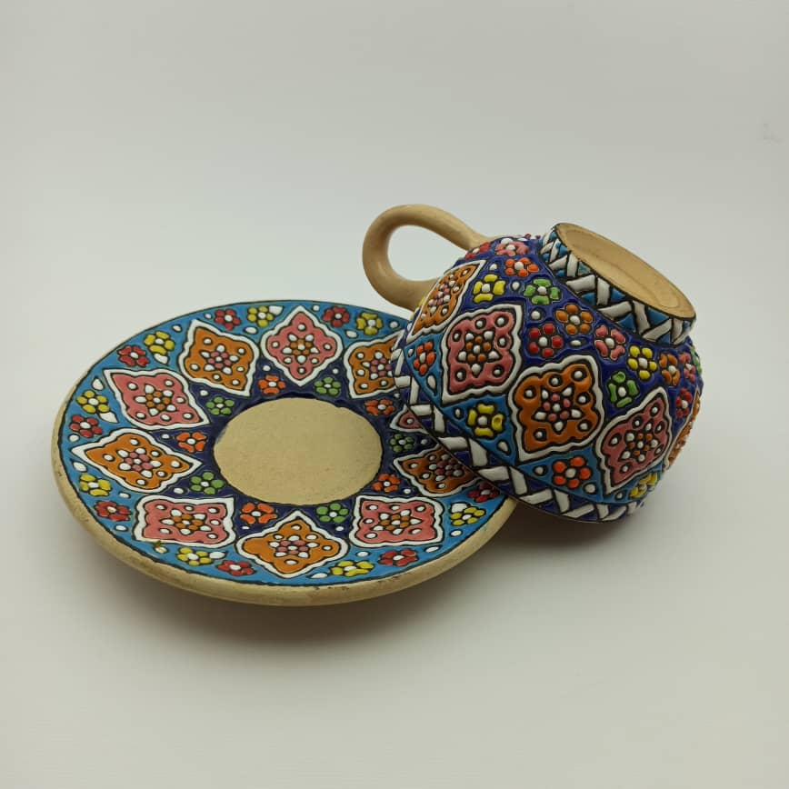 تصویر  فنجان ونعلبکی سفالی مدل اسلیمی کد 329