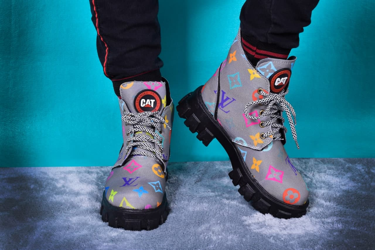 تصویر  نیم بوت دخترانه