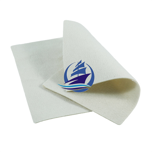 Picture of Geotextile-Geomembrane Composites