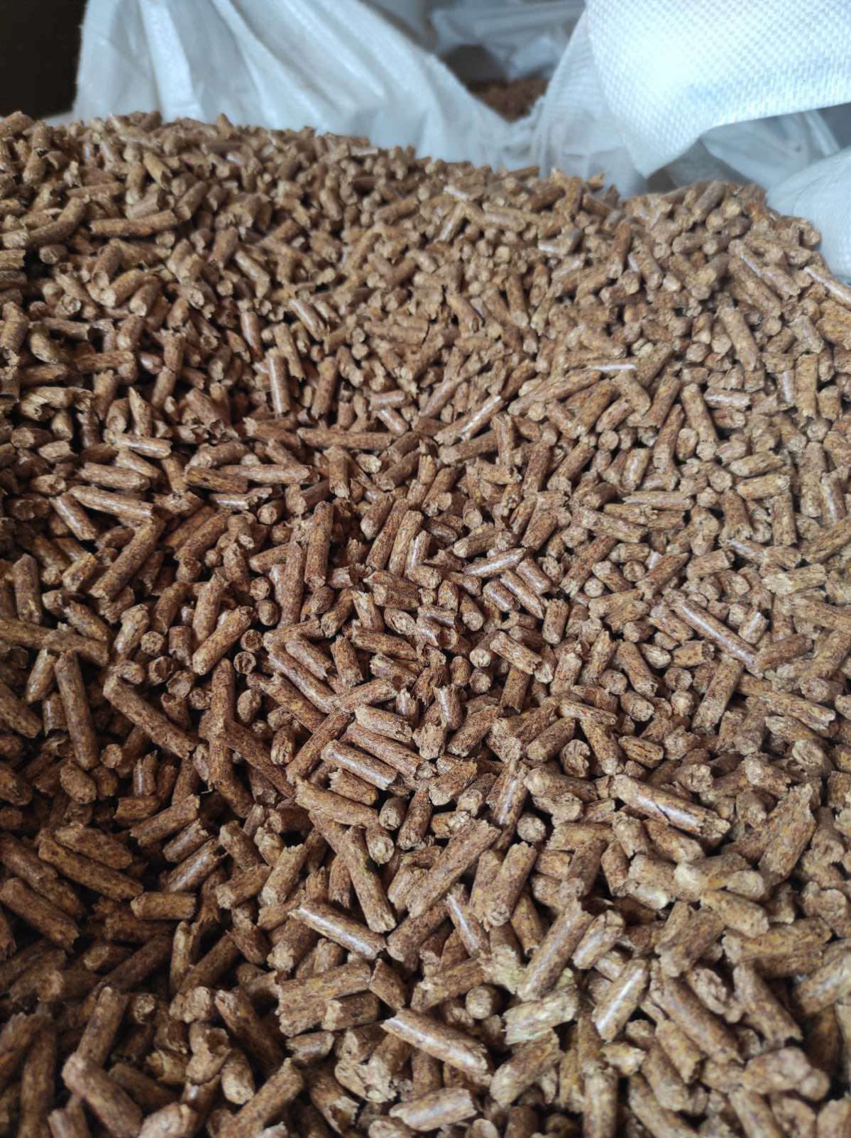 تصویر  Wooden pellets