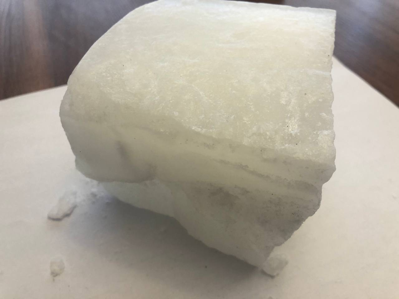 تصویر  پارافین جامد