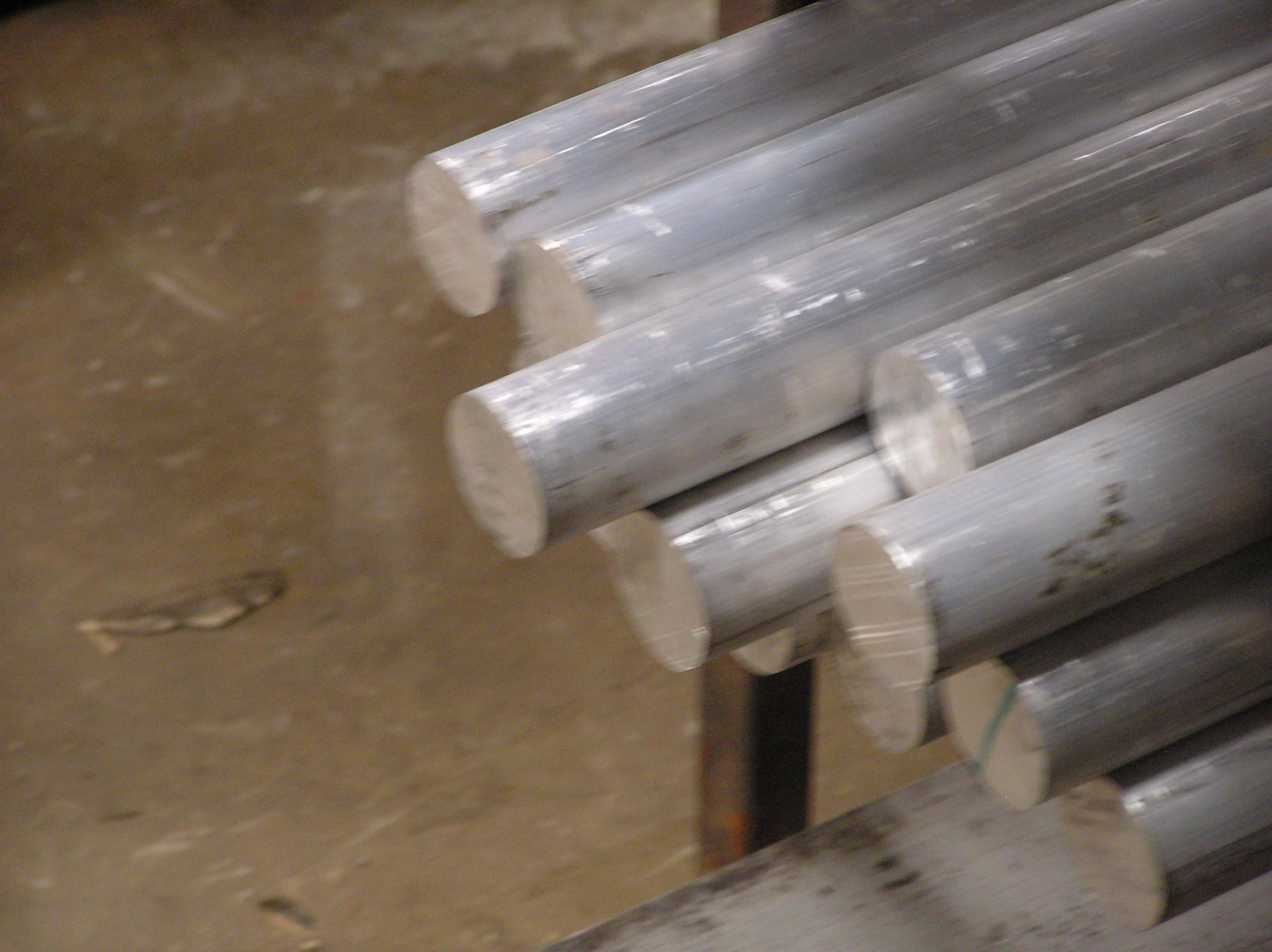 تصویر  مقاطع فولادی سوپر آلیاژی