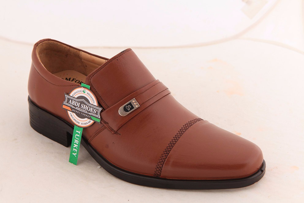 تصویر  کفش مردانه سرپنجه دار بی بند