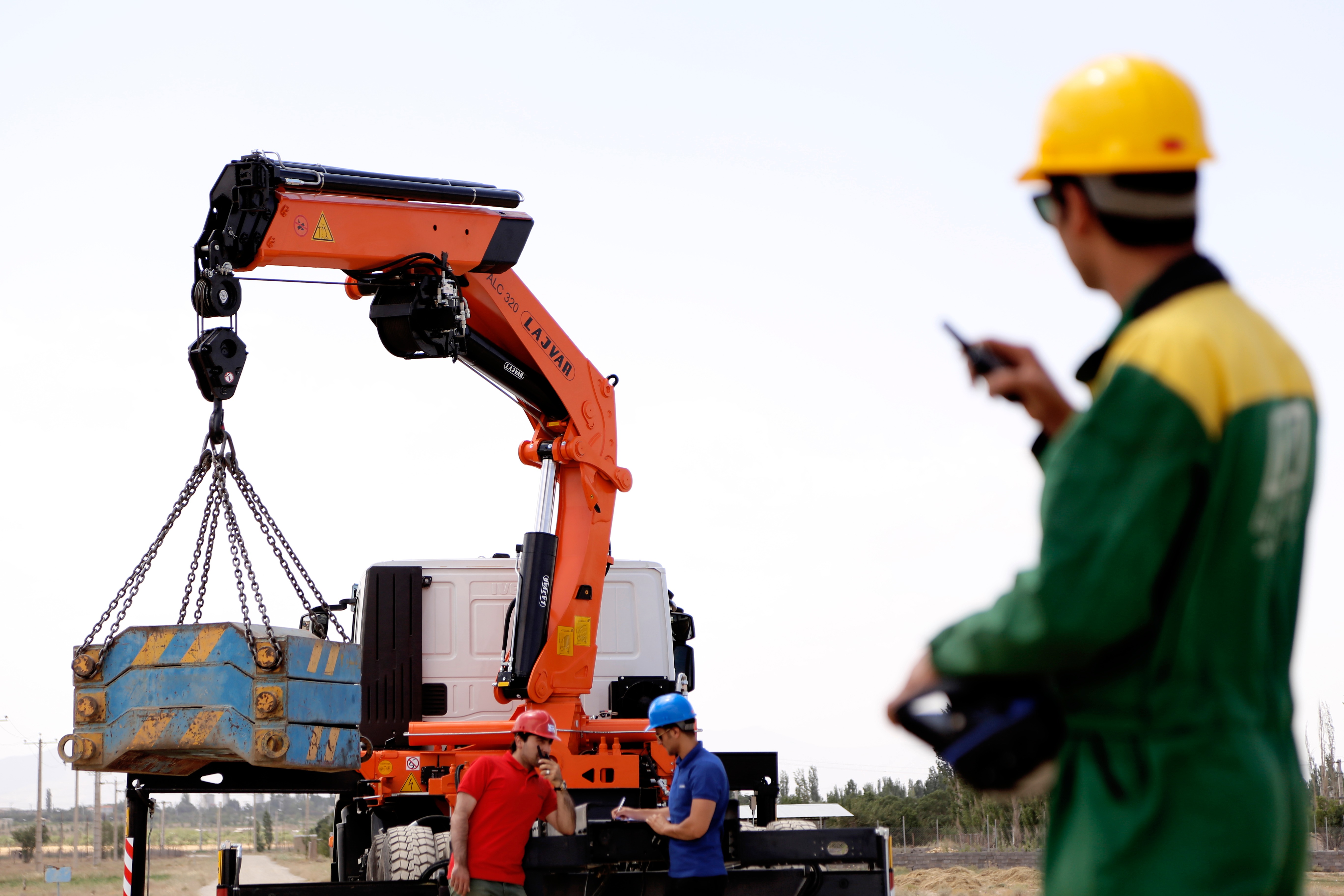 تصویر  جرثقیل 10 تن شرکت لجور مدل ALC 320