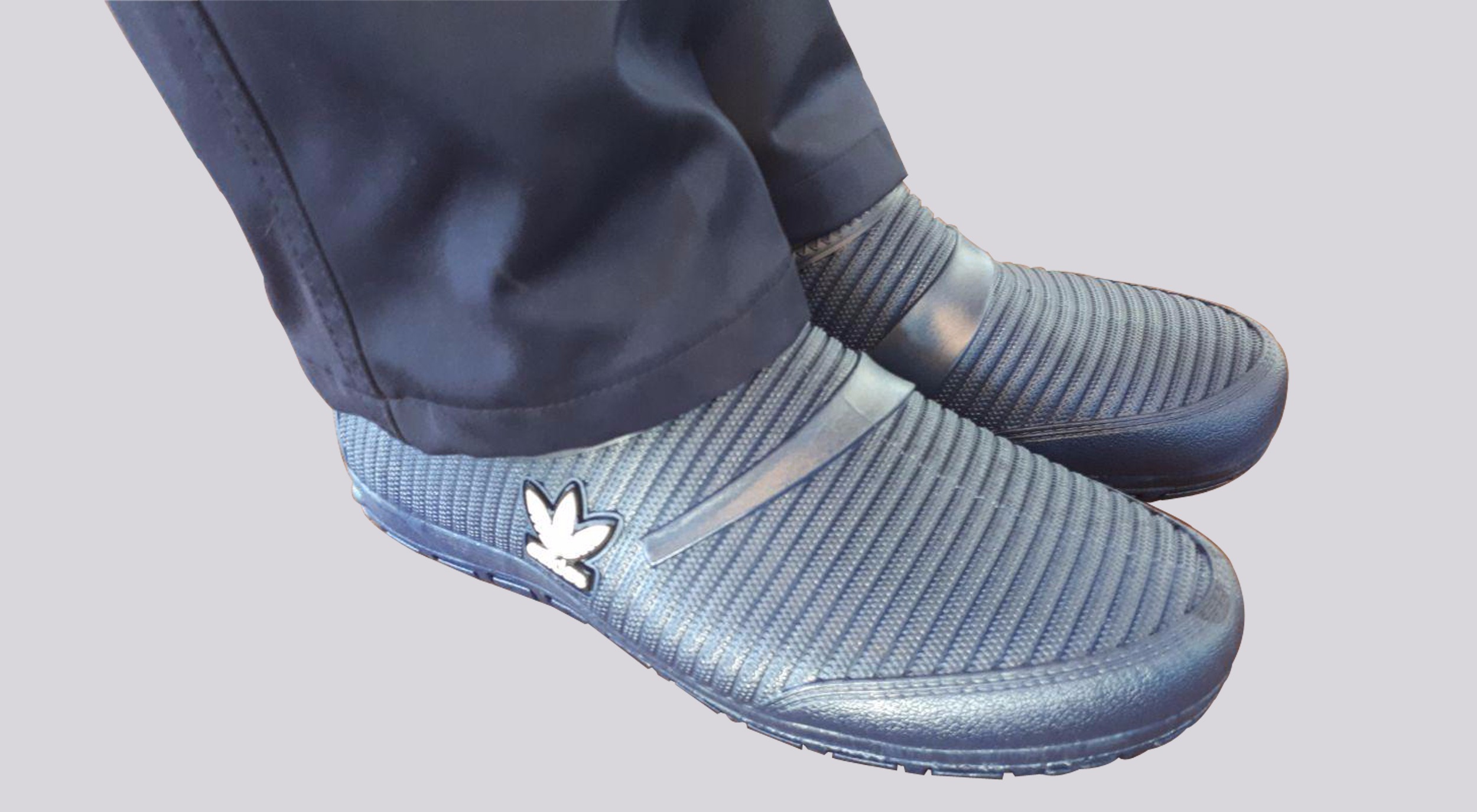 تصویر  گالش پسرانه و مردانه آدیداس