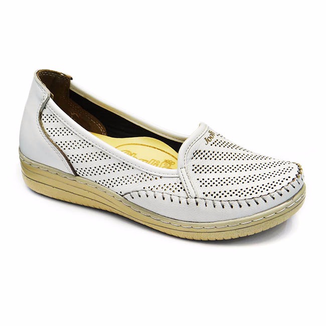 تصویر  کفش زنانه طبی چرمی جولــی