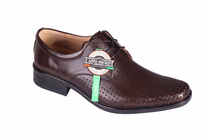 تصویر  کفش مردانه خورشید سوراخ دار طبی بندی