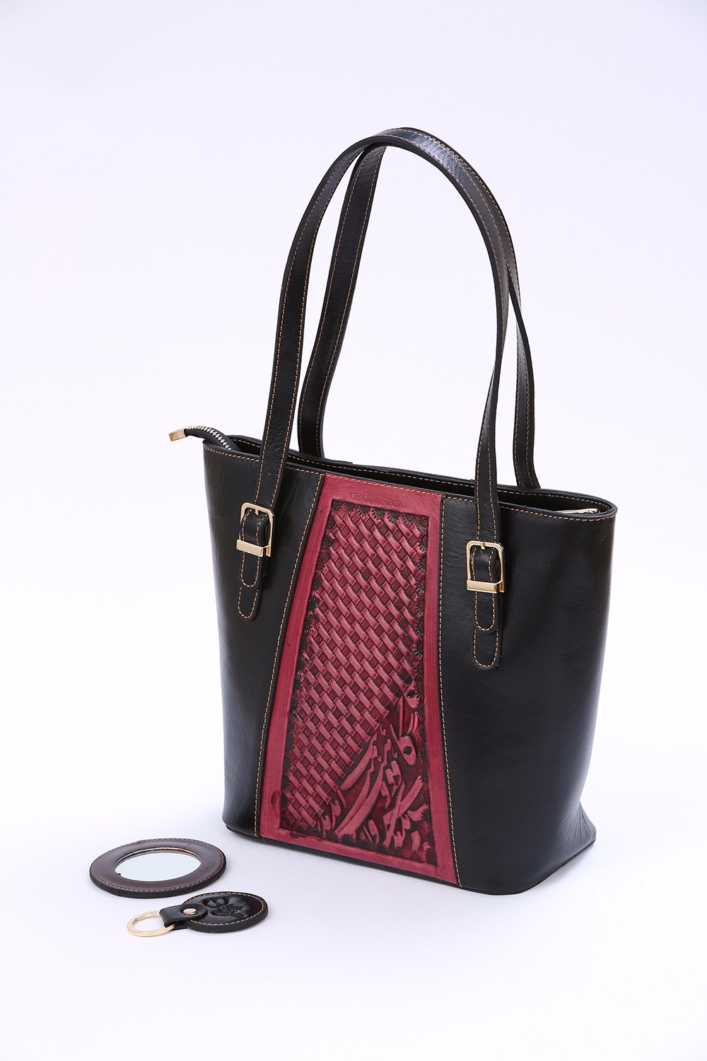 تصویر  کیف دوشی آیلی