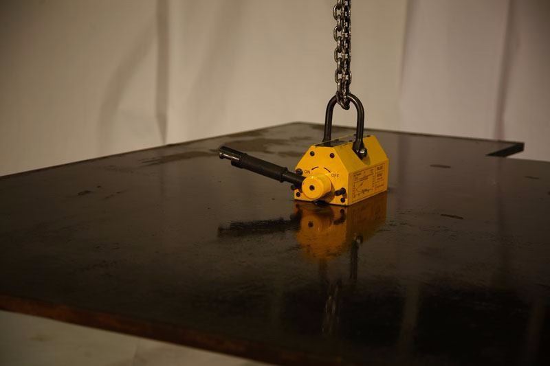 تصویر  لیفت مگ,مگنت دستی,لیفتر مغناطیسی,بالابر مغناطیسی